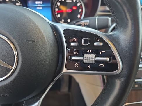 Certified 2022 Mercedes-Benz GLC 300 4MATIC image 18