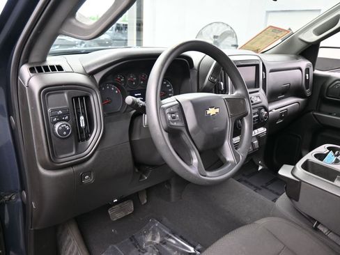 Used 2022 Chevrolet Silverado 1500 Custom image 10
