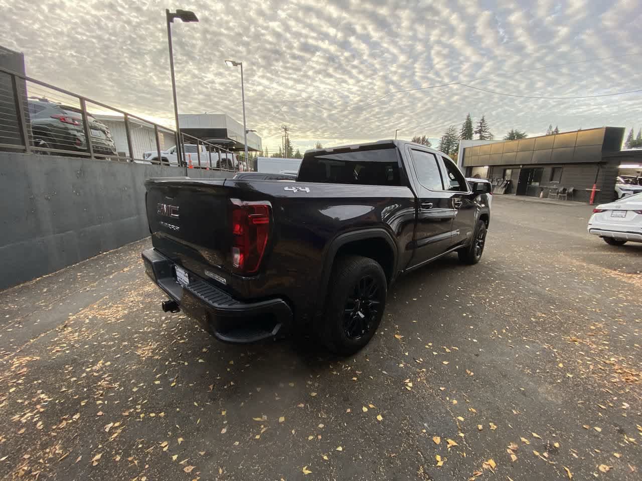 Used 2026 GMC Sierra 1500 Elevation AWD/4WD image 6