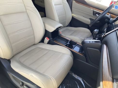 Used 2020 Honda CR-V Touring image 8
