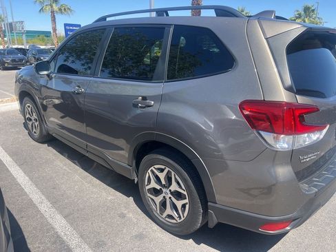 Used 2021 Subaru Forester Premium w/ Popular Package #1 image 8