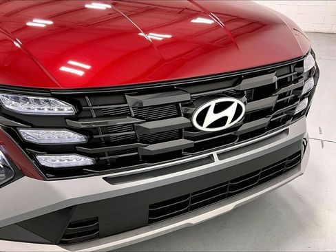 Used 2025 Hyundai Tucson SEL FWD image 35