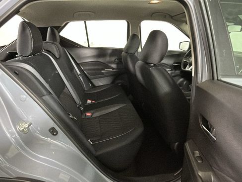 Used 2023 Nissan Kicks SV FWD image 34
