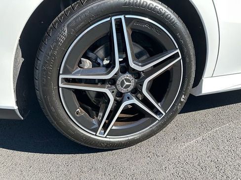 Used 2024 Mercedes-Benz CLA 250 4MATIC image 23