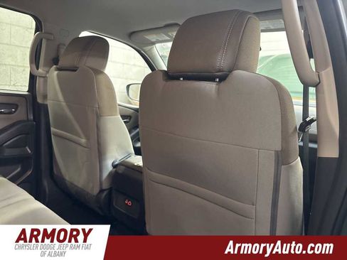 Used 2022 Nissan Frontier SV w/ Technology Package image 29