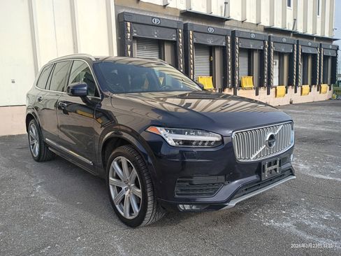Used 2016 Volvo XC90 T6 Inscription w/ Vision Package image 3