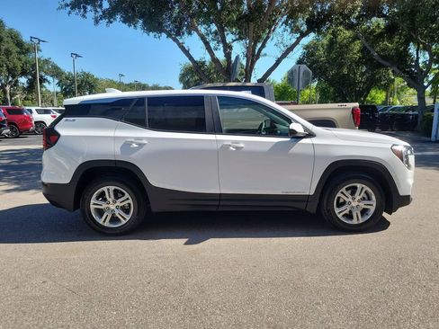 Certified 2024 GMC Terrain SLE FWD image 5