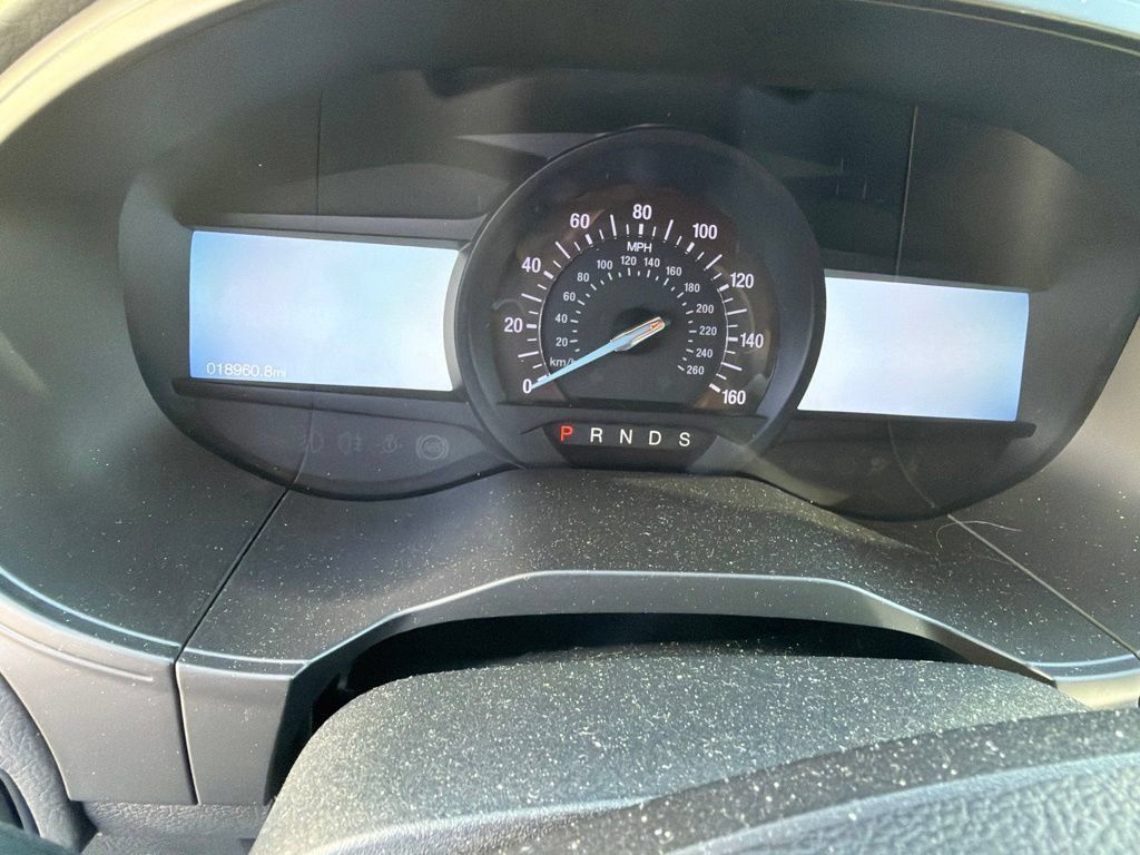 Used 2022 Ford Edge SEL AWD/4WD image 16