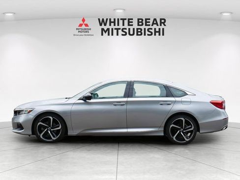 Used 2021 Honda Accord Sport image 3