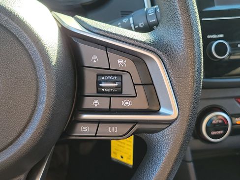 Used 2022 Subaru Crosstrek 2.0i image 26