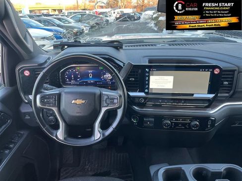 Used 2024 Chevrolet Silverado 2500 LT image 34