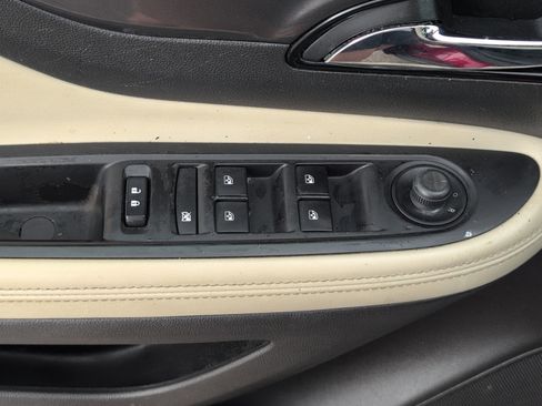 Used 2019 Buick Encore Preferred FWD image 16