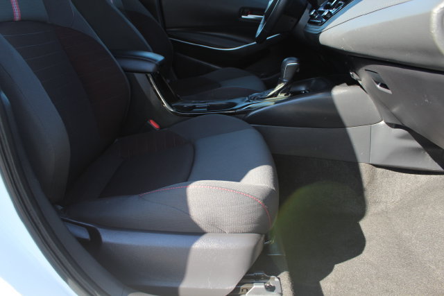 Certified 2024 Toyota Corolla SE w/ SE Package FWD image 20