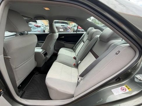 Used 2012 Toyota Camry LE FWD image 15