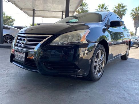Used 2014 Nissan Sentra S FWD image 2