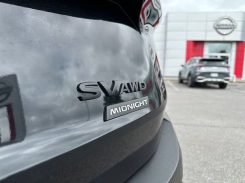 Certified 2023 Nissan Rogue SV w/ SV Premium B Package AWD/4WD image 5