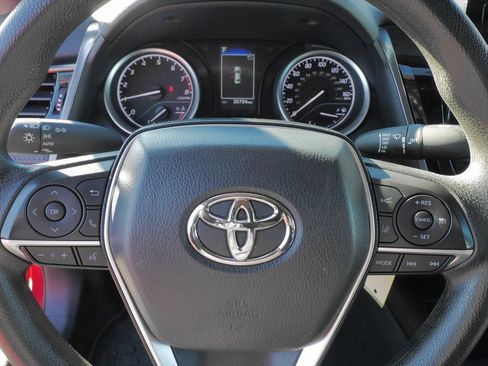 Used 2024 Toyota Camry LE image 23