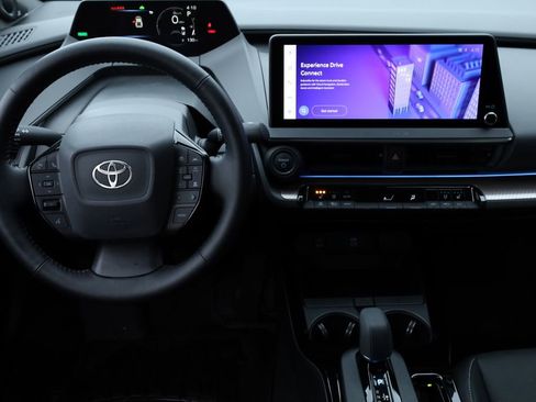 Used 2024 Toyota Prius Limited image 14