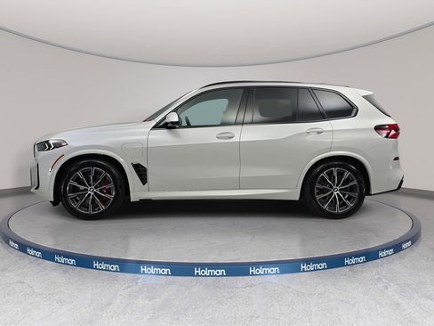 New 2026 BMW X5 xDrive50e w/ Executive Package AWD/4WD image 8