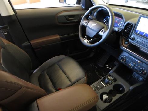 Certified 2023 Ford Bronco Sport Outer Banks w/ Tech Package image 21