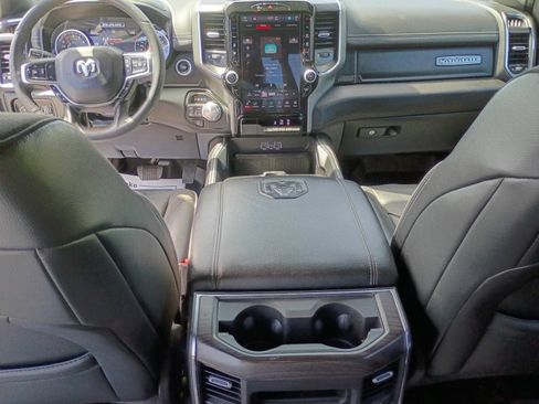Used 2025 RAM 1500 Laramie AWD/4WD image 11