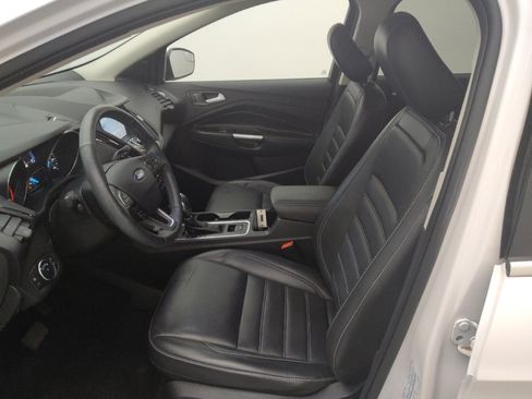 Used 2019 Ford Escape Titanium FWD image 17