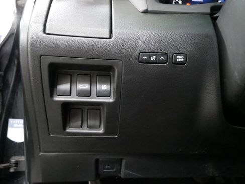 Used 2011 Lexus RX 350 AWD w/ Premium Pkg image 16