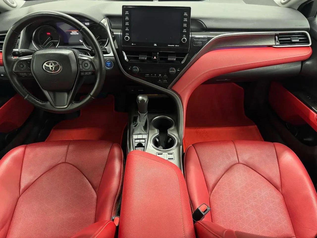 Used 2021 Toyota Camry XSE w/ Navigation Upgrade Package FWD image 2