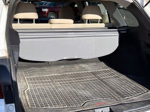 Used 2017 Subaru Outback 2.5i image 12