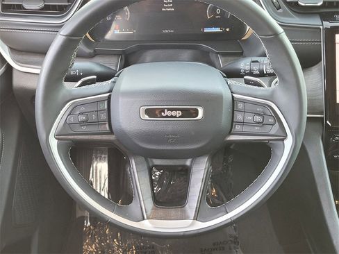 Used 2023 Jeep Grand Cherokee Limited w/ Trailer Tow Prep Group (B) image 10