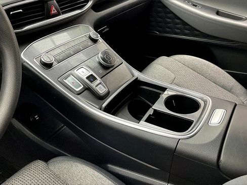 Used 2023 Hyundai Santa Fe SE image 15