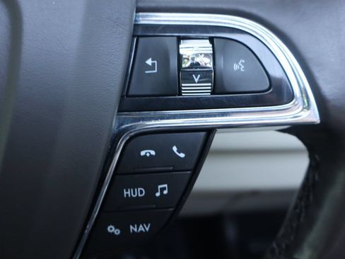 Used 2018 Lincoln Navigator Reserve w/ Technology Package AWD/4WD image 33