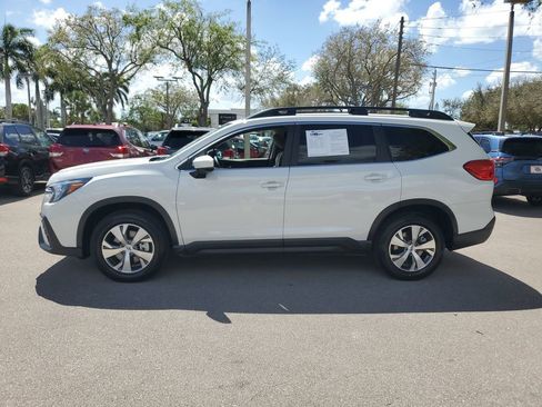 Used 2025 Subaru Ascent Premium image 2