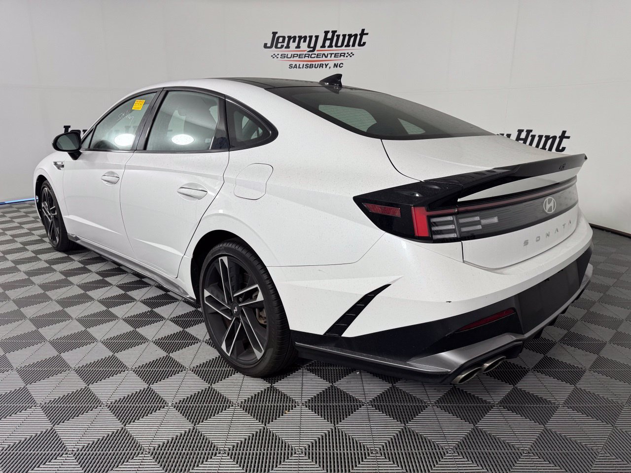 Used 2024 Hyundai Sonata N Line FWD image 9