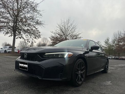 Certified 2025 Honda Civic Sport image 32