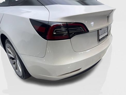 Used 2023 Tesla Model 3 Standard Range RWD image 19