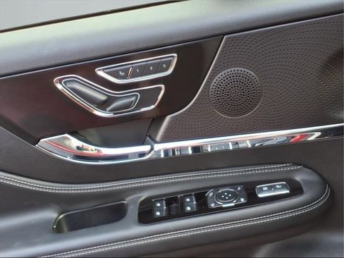 Used 2024 Lincoln Corsair Reserve w/ Equipment Group 201A image 18