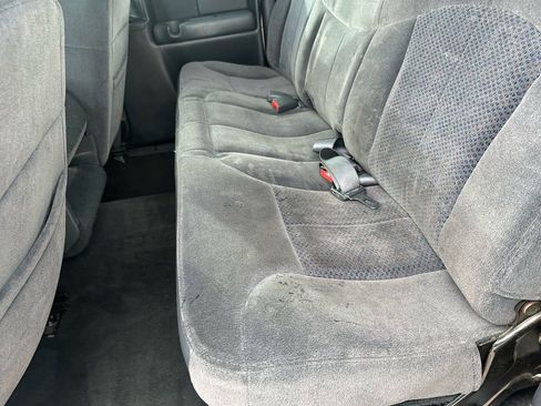 Used 2001 Chevrolet Silverado 2500 LS image 29