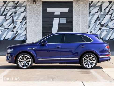 Used 2023 Bentley Bentayga image 7
