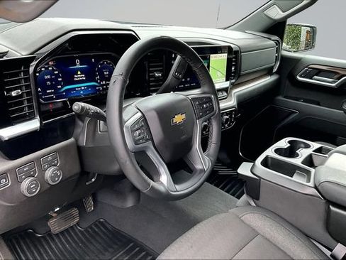 Used 2026 Chevrolet Silverado 1500 LT AWD/4WD image 18