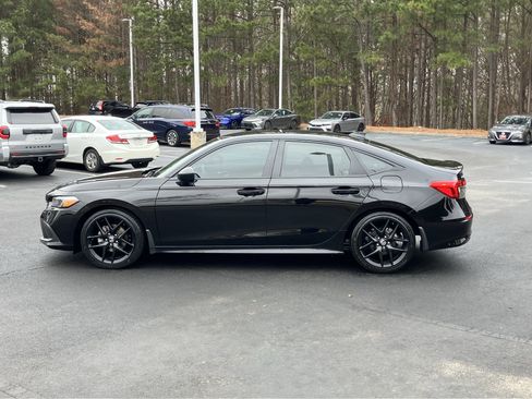 Used 2023 Honda Civic Sport image 7