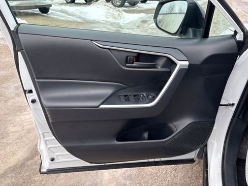 Used 2024 Toyota RAV4 LE image 7
