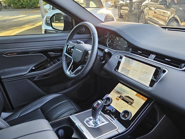 Used 2023 Land Rover Range Rover Evoque S AWD/4WD image 11