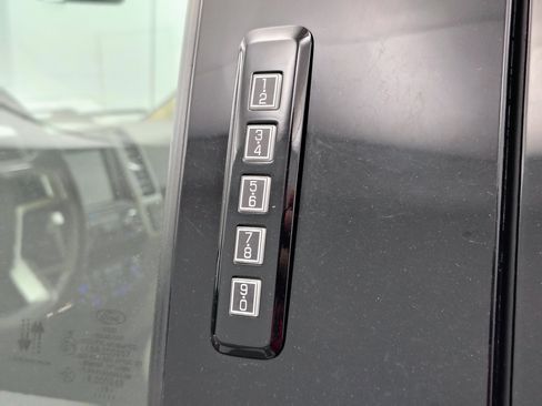 Used 2020 Ford F150 Lariat AWD/4WD image 20