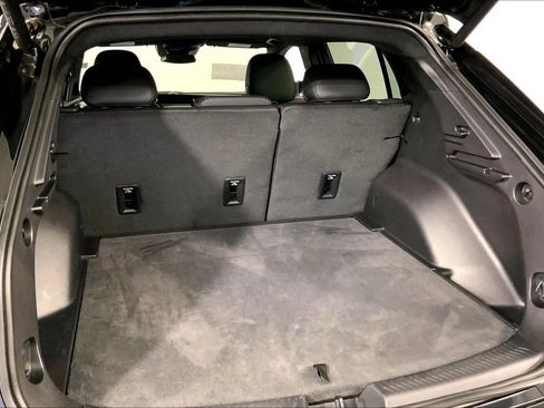 Used 2025 Chevrolet Equinox EV LT FWD image 4
