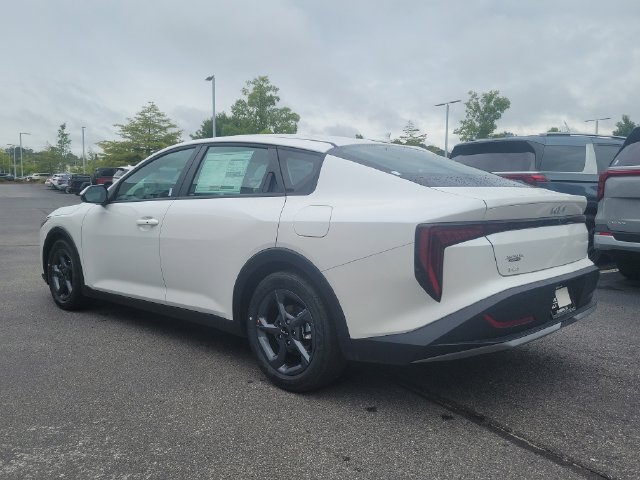 New 2026 Kia K4 FWD image 6