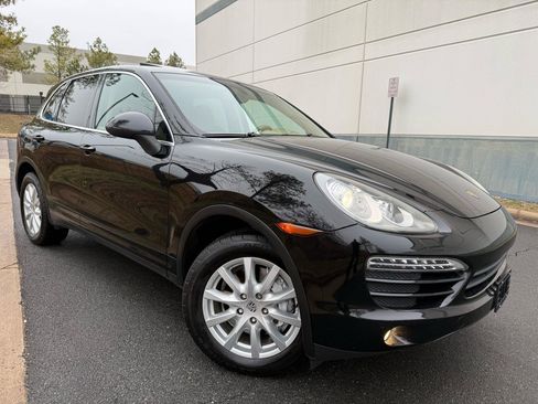 Used 2012 Porsche Cayenne AWD 4dr Manual image 1