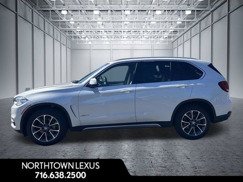 Used 2018 BMW X5 xDrive35i AWD/4WD image 3