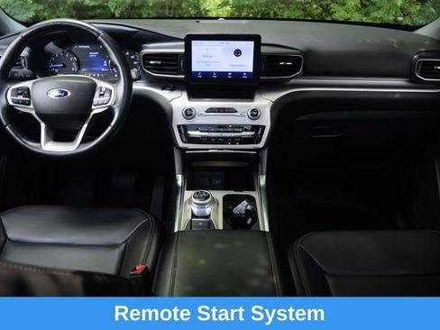 Used 2022 Ford Explorer XLT w/ Equipment Group 202A AWD/4WD image 8