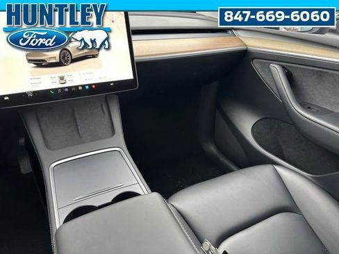 Used 2023 Tesla Model Y Long Range image 17